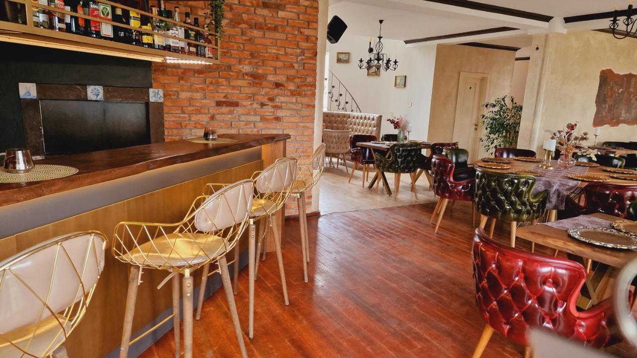 Villa Westfalia Guest House Tîrgu Secuiesc Esterno foto